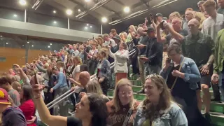 Amazing crowd singing to Under The Bridge on the streets of Melbourne - (07/02/2023) - 11:11PM