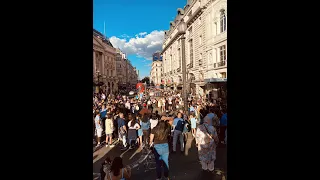 Piccadilly Circus-London Street Dance Freestyle 2022