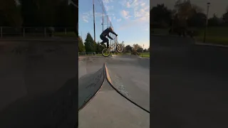 Tailwhip on a Spine! #BMX #Seattle #Skatepark