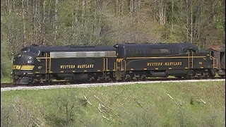 Early EMD diesel locomotives in Action!