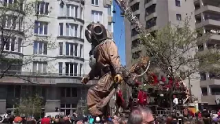 Les Géants de Royal de luxe à Montréal samedi le 20 mai 2017 00006