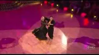 Apolo Anton Ohno & Julianne - Paso Doble (Encore)