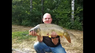 Поимка трофейного карпа. Обзор рыбалки на Верхнем водоёме. Клёвое место лосиный остров.