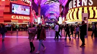 FREMONT STREET LAS VEGAS AFTER 2 A.M WALKING FROM GOLDEN GATE HOTEL&CASINO TO EL CORTEZ HOTEL&CASINO