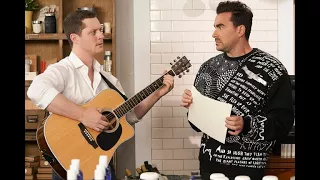 Schitt's Creek: Patrick Serenades David with a Tina Turner's "Simply the Best"