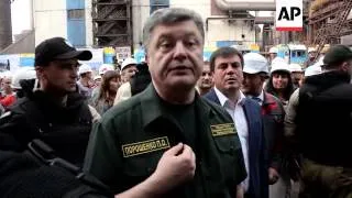 President Poroshenko visits embattled town