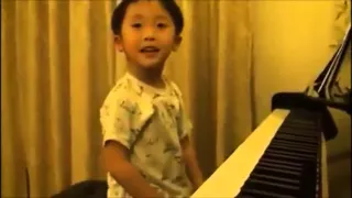 Pianista prodigio de tan solo 4 años :: TecnoPiano.com