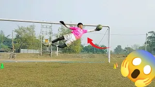 Best goalkeeper training ✈️🔥// inside goalkeeper training 💥 #football #sports #goalkeepertraining