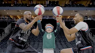 Harlem Globetrotters teach their BEST MOVES