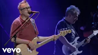 Hombres G, Enanitos Verdes - Luz de Día (En Vivo)