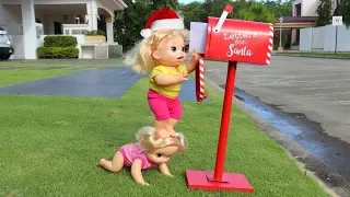 Christmas 🎁📫💌 with my Baby Alive Doll Sara at Santa's house looking for her Presents!! Bananakids