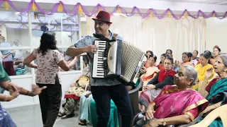 Hum Pyaar Mein Jalne Walon Ko Instrumental on Accordion by SJ Prasanna (9243104505 , Bangalore)