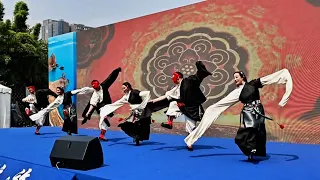 Tibetan dance 《颂党恩》