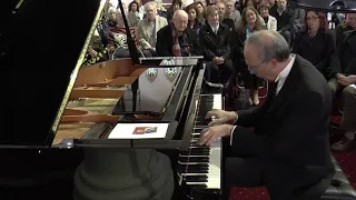 Mikhail Solovei plays Bach Ziloti Prelude