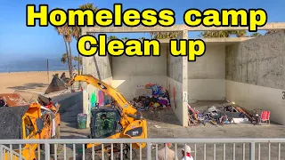 city  cleans up Homeless encampment at the handball courts in venice beach