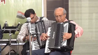 Hemant Urdhwareshe and Sameer Sapre present Aaja Sanam on Accordion