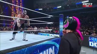 Rey Mysterio Vs Santos Escobar aparece Dominik Mysterio Parte 2 - WWE Smackdown 22/03/2024 (Español)