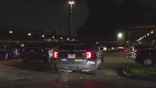 Man killed during possible robbery in southeast Houston