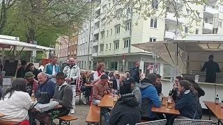 Renate Maier Gstanzl Queen beim 14 Rosa Stangerl Maibaumfest München