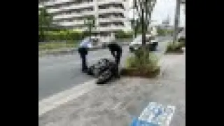 バイクと自転車が衝突、男女が死亡　26歳会社員と21歳女子大生　兵庫県伊丹市の交差点