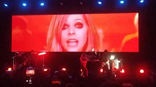 Avril Lavigne - What The Hell Live in Seattle Sep 14, 2019