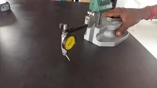 Surface plate flatness checking by using dial indicator