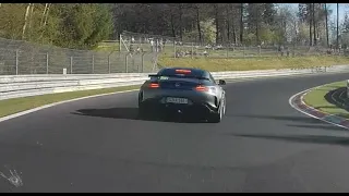 Nurburgring Nordschleife - Blocked by a Mercedes AMG GTR