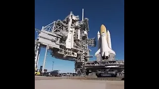 world largest vehicle NASA crawler transporter 😱😱😱😱😱🤔🚀🚀😊👌#youtubeshorts #short #viral #facts