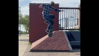 No Comply to Fakie on Bank - Jeff