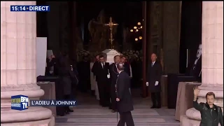 Le cercueil de Johnny Hallyday quitte l’église de la Madeleine sous les acclamations de la foule