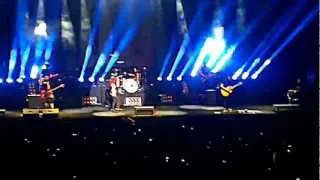 [HD] NOW (OFFICIAL)- Paramore live in Stadium Negara Kuala Lumpur 2013!
