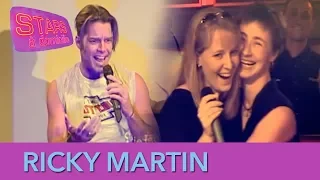 Ricky Martin vient chanter au karaoké avec une fan ! - Stars à domicile