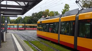 Straßenbahn mit Liniennetzplan in Entenfang, Karlsruhe: STR 5 Rintheim, Karlsruhe