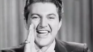Liberace's TV-Show: Liberace plays "Dixie" (1950's)
