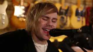 5 Seconds Of Summer - "Want You Back" (MTV Jammin' performance)