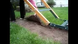 How to Use a Sod Cutter How to cut sod for landscaping gardening cement Edge sidewalks