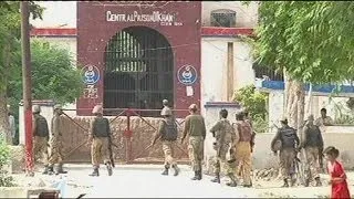 Pakistan: attacco a una prigione. Liberati trecento Taleban