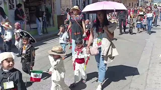 desfile de los niños de tangansicuaro