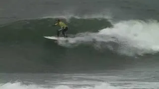 Josh Kerr Surfing, 2 Big Airs in a heat, QuikPro France 2007