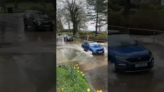 Volvo and kia vs Water Splash in FLOOD