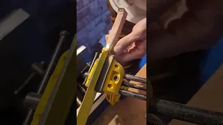 Woodworking ASMR with this amazing Stanley multi vice #tools available at https://amzn.to/3YQiqGm