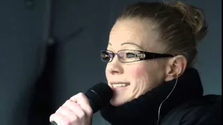 BBC News-Germany Pegida: Leader Kathrin Oertel quits protest group