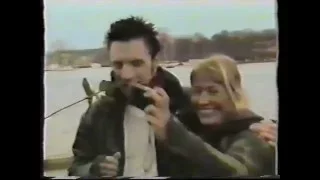 Backyard Babies - Nicke on Swedish TV show Nyfiken Pa 1998