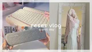 ౨ৎ muslimah reset vlog | snow days, cooking, reading, relaxing ♡ ft. munbyn