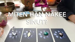 MITEN HÄN NÄKEE SINUT?  🌟 Valitse kortti 🌟 Ajaton 🌈 ✨ TAROT