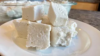 How to Make Sugar-Free Keto Marshmallows - Perfect to use for Keto Hot Chocolate Bombs!