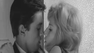 Alain Delon and  Monica Vitti in "L'eclisse"