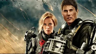 Tom Cruise & Emily Blunt in EDGE OF TOMORROW featurette