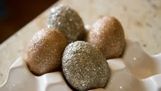 Glitter Easter Eggs - Let's Craft with ModernMom