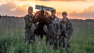 GOBBLERS EVERYWHERE On Michigan Public - June Turkey Hunting!